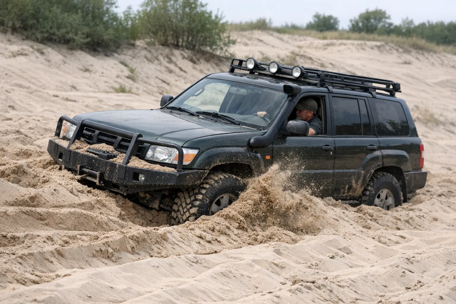 Jazda w głębokim piasku - jak nie zakopać terenówki